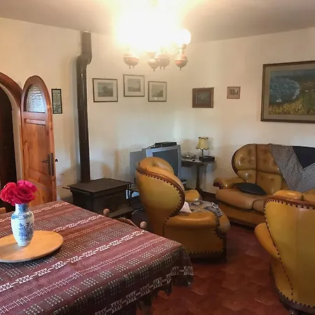 Villa Casale Montefiore *